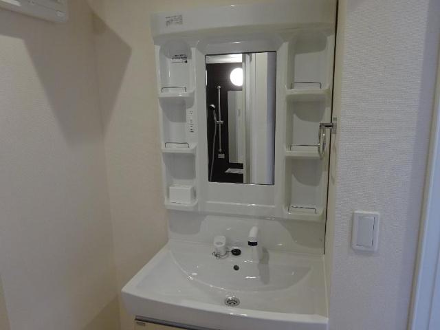 プロニティ・キャトル 洗髪洗面化粧台