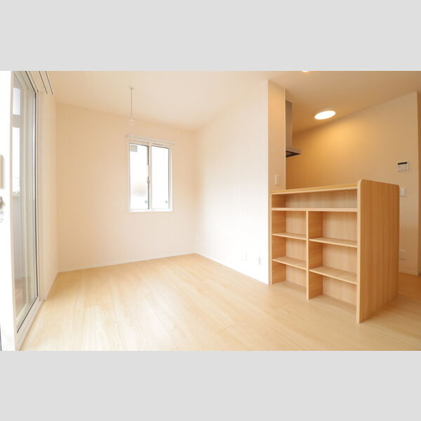 ゼルコバ　Ⅱ リビング