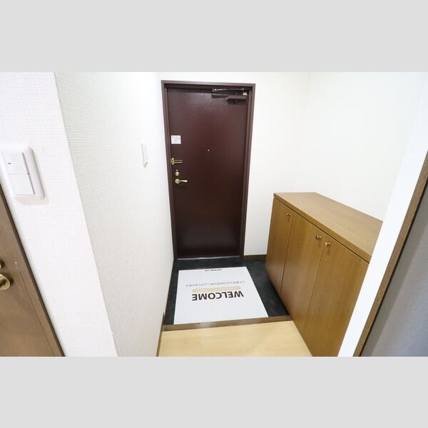 オーシャンビュー壱番館 玄関