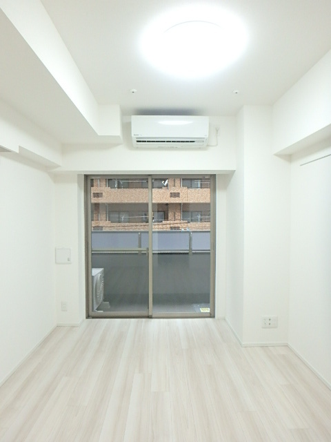 ガーラ新横浜グランドステージ 使いやすい居間です