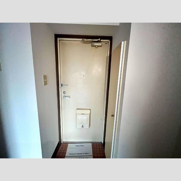 コーポラス石井 玄関