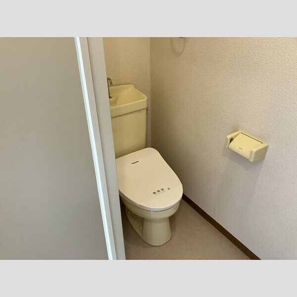 ハイムカメリア204号室 トイレ