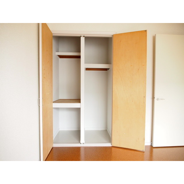 佐藤タウンハウス 洋室6帖