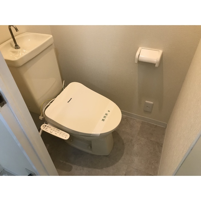 リエス伊勢原203号室 内観