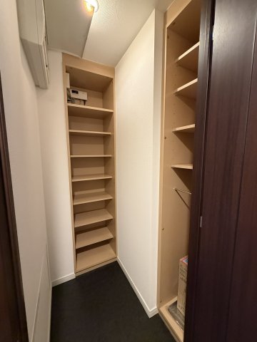 プライムアーバン日本橋大伝馬町803号室 玄関