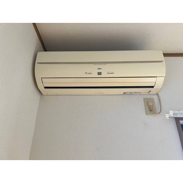 スヴニール204号室 エアコン