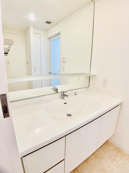 Ｂｒｉｌｌｉａ　ｉｓｔ　東雲キャナルコート3階 洗面