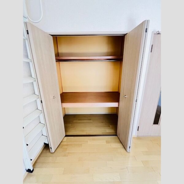 コーポラス泉201号室 収納