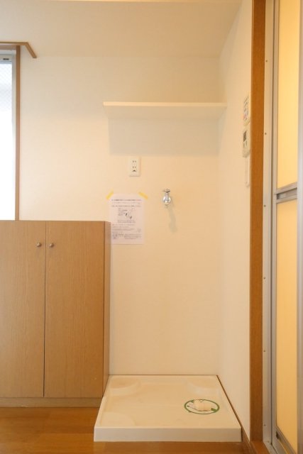 アーバ・ヒルズ高円寺 室内洗濯機置場