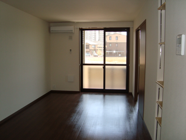 Ｓｕｎ　Ｆｏｒｅｓｔ リビング