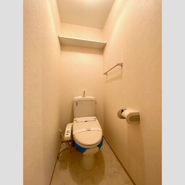 ウィステリアⅡ 202号室　温水洗浄便座付き