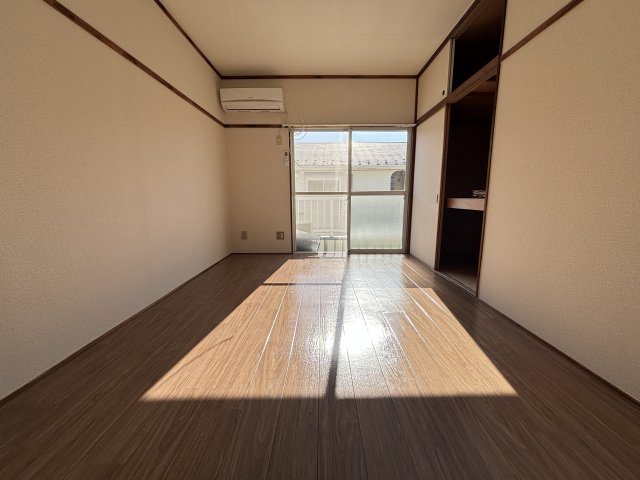 コーポリバティ リビング