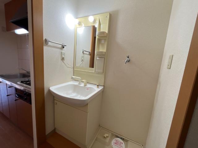 ＳＵＮ　ＣＲＯＳＳ　ＲＯＡＤ 洗髪洗面化粧台