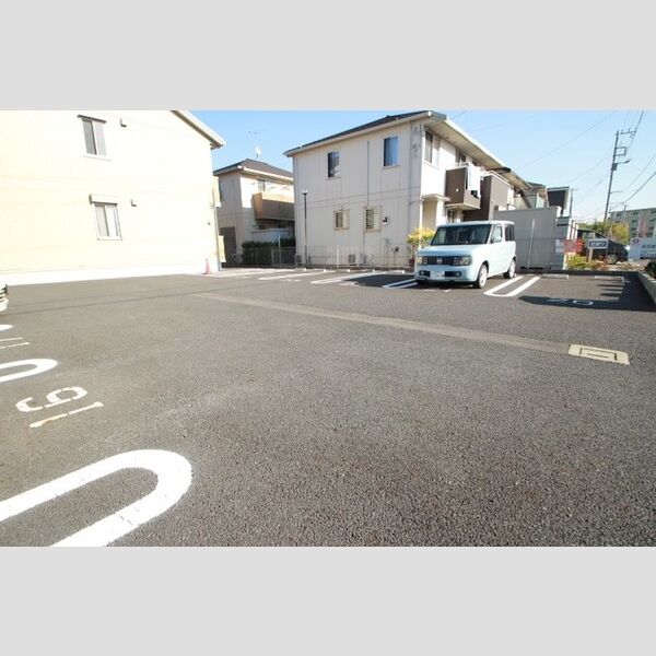 フローラル　C 駐車場