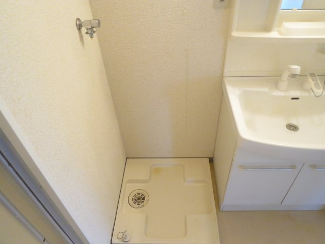 エミネンス山手台0101号室 室内洗濯機置場　※現況優先