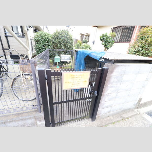 プレアディス2000108号室 ゴミ置場