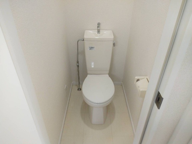 サンライト2階 208使用