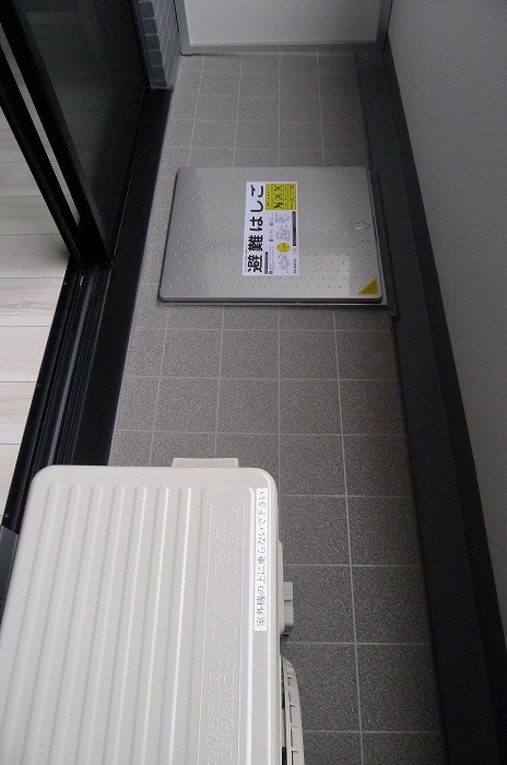 ステージファースト世田谷アジールコート4階 バルコニー