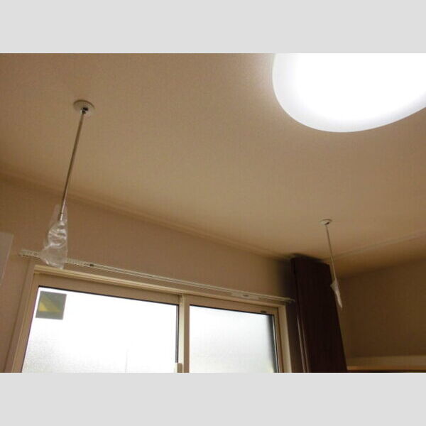 アクシスハイツ203号室 室内物干し