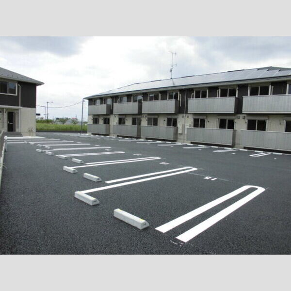 エテルナ　Ⅱ 駐車場