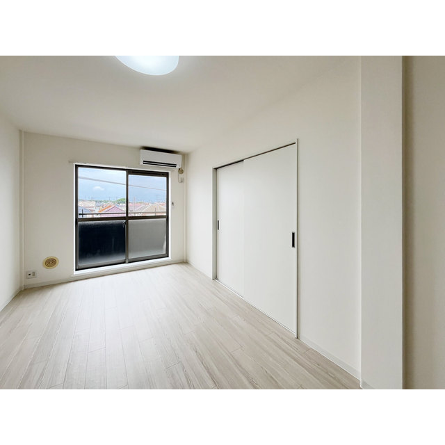 チクマハイツ リビング