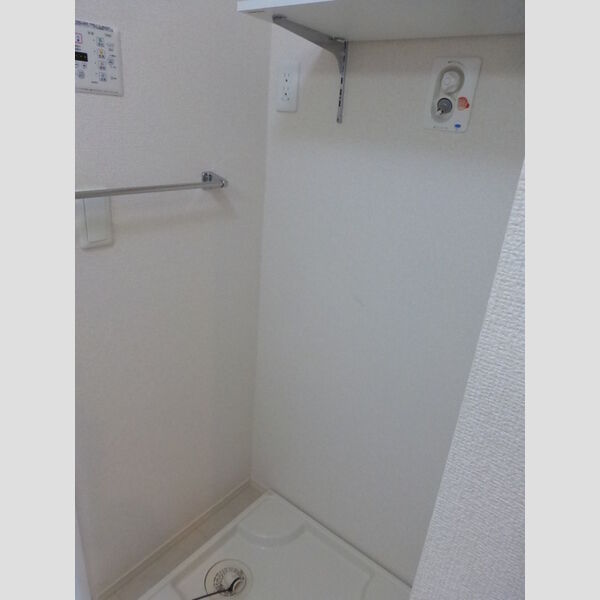 クオーレ302号室 室内洗濯機置場