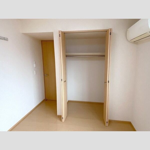 グランポルテ美園　A クローゼット