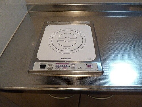 ＢＬＤ．ＮＩＭＯレジデンス ＩＨクッキングヒーター※同タイプ別部屋2021.3撮影