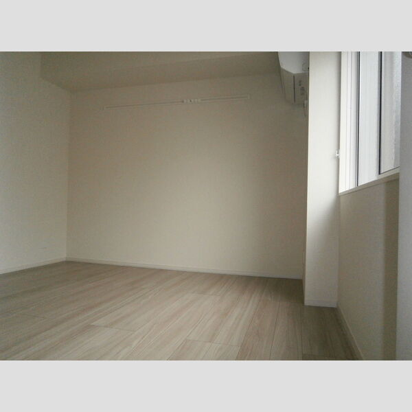 メゾン・ド・アヴニール301号室 洋室6.37帖