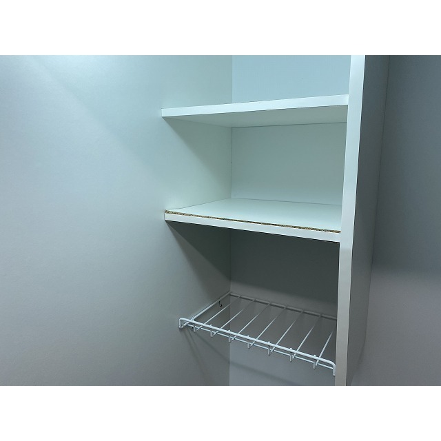 アムス・アミティエ川崎Ⅲ0103号室 キッチン収納上(共用)