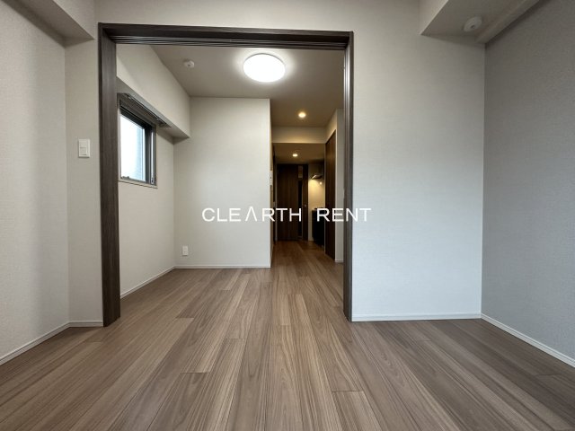 コンシェリア横濱 ＜ＳＨＩＮＫＯＹＡＳＵ＞10階 広々7帖の快適空間