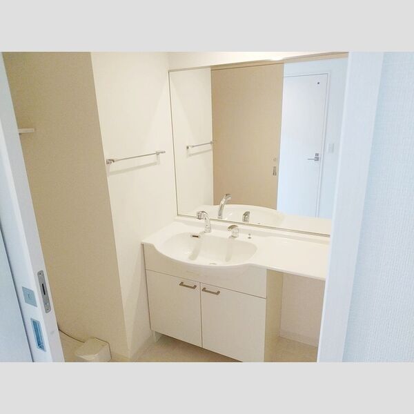 FINE FLATS S 洗髪洗面化粧台