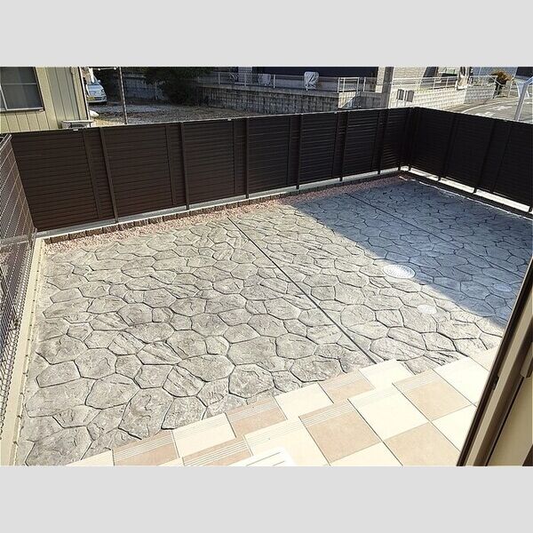 サンパティーク　E103号室 専用庭