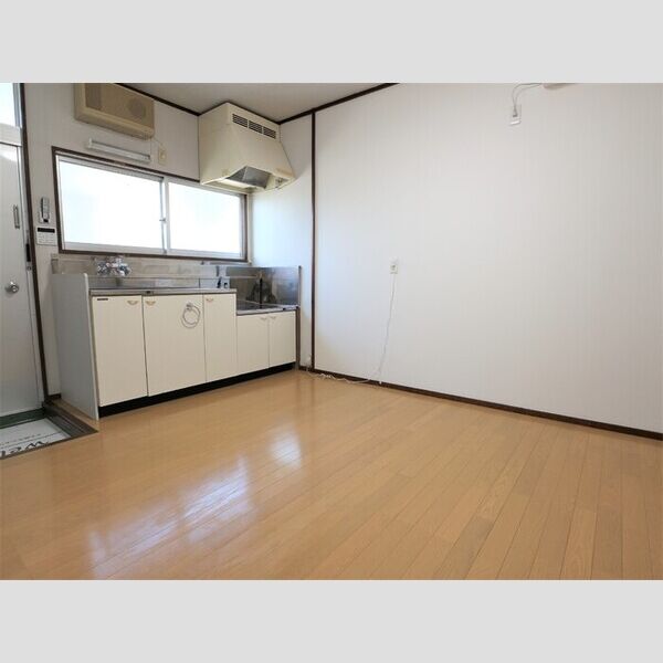 大沢ハイツ201号室 ダイニング(別角度)