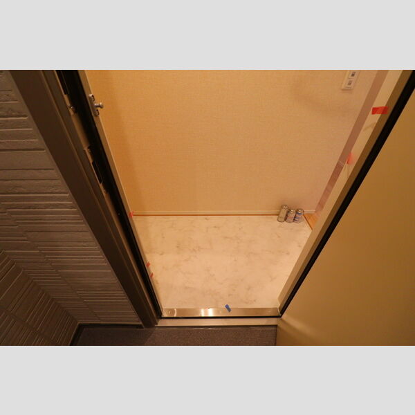 ゼフィール 玄関土間