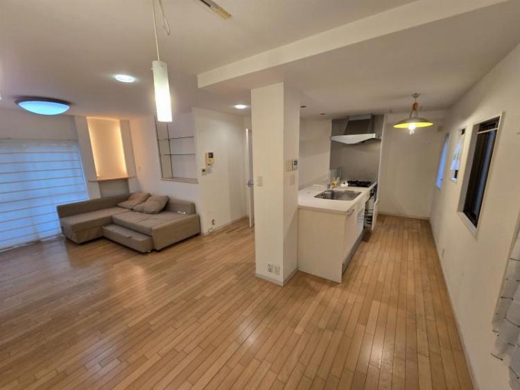 シークレットプラザ東六郷 居室、リビング