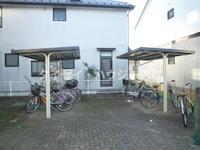 リリーヴィレッジＤ棟D101号室 自転車置き場です