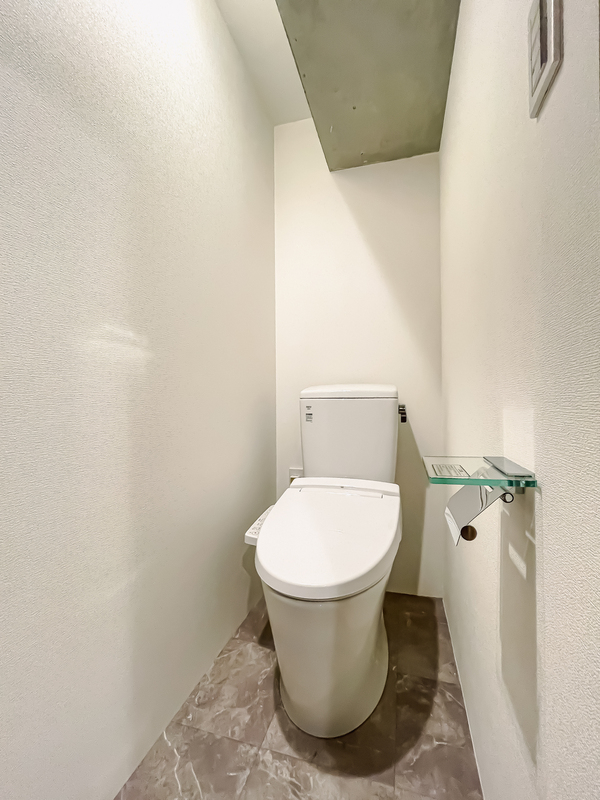 スフィア日本橋富沢町1階 トイレ