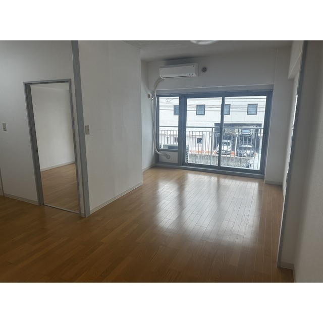 西新宿ハウス リビング