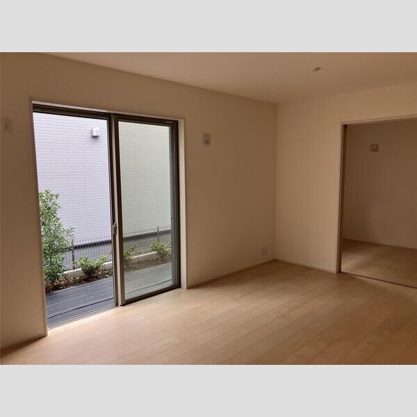 マイホームネクスト所沢中富　5号棟 リビング