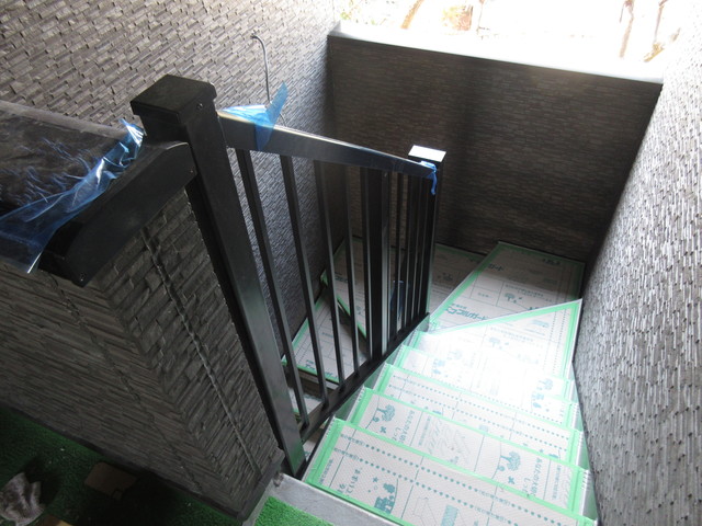 エスポワール0201号室 共用階段がつきました！