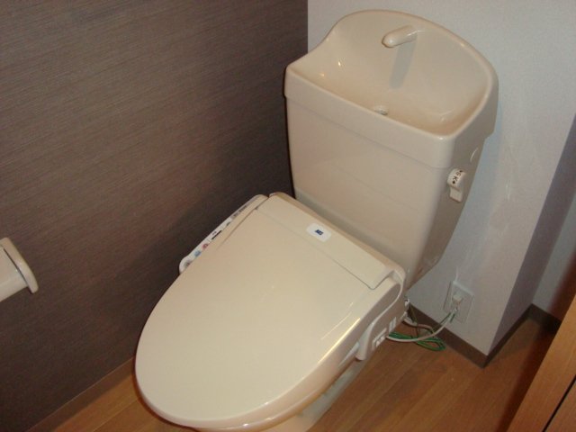 ワースファミリア・ユー シャワー付トイレ