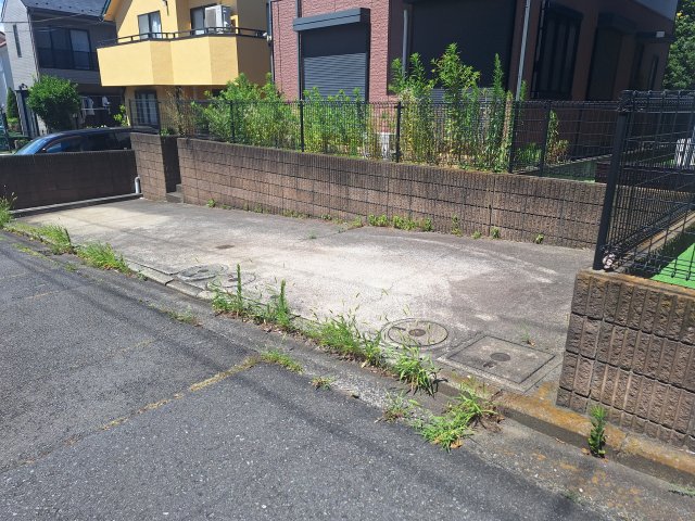 鈴木邸Ａ 駐車場