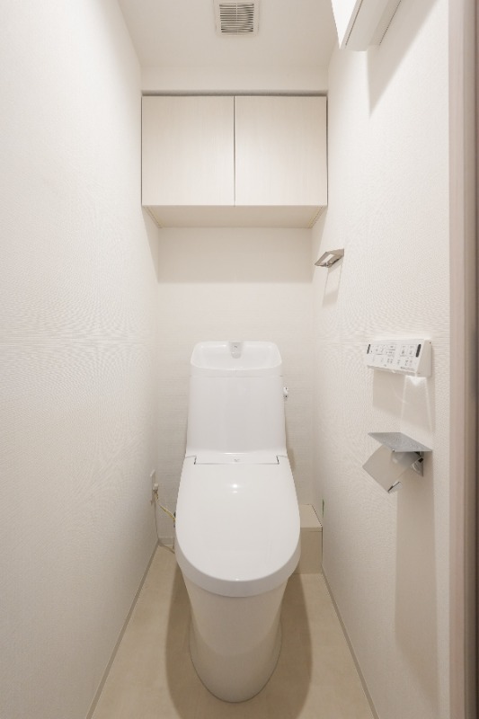 ドゥーエ日暮里Ⅲ1階 トイレ