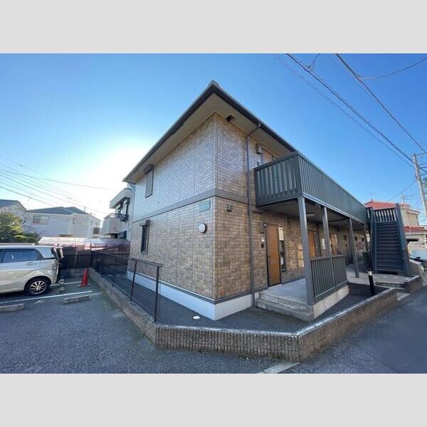 ファインユース201号室 建物外観