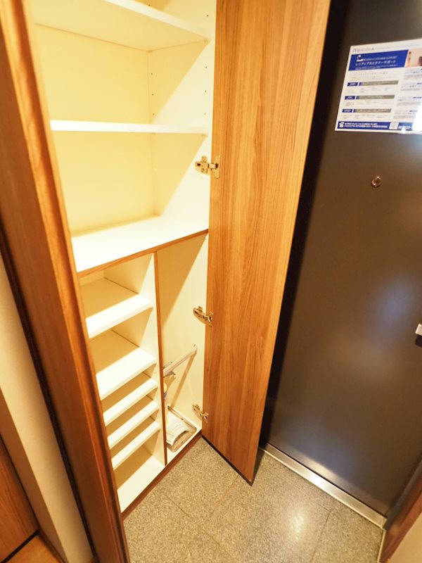 レジディア品川5階 収納