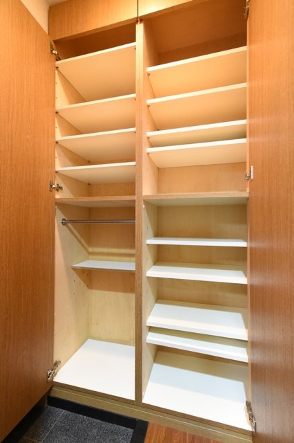 パレステュディオ五反田 靴入