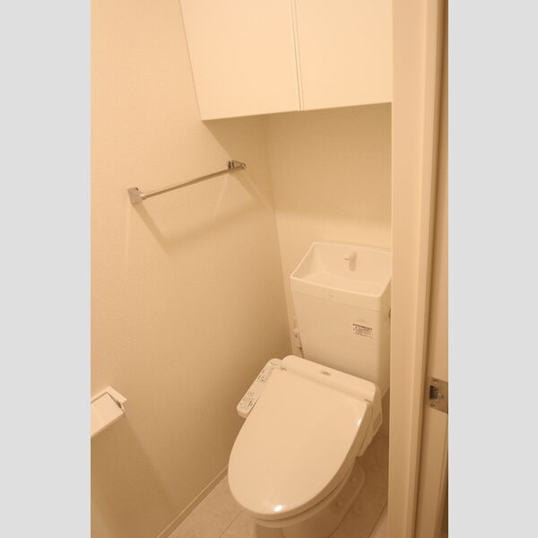 セレスティア扇Ⅱ201号室 トイレ