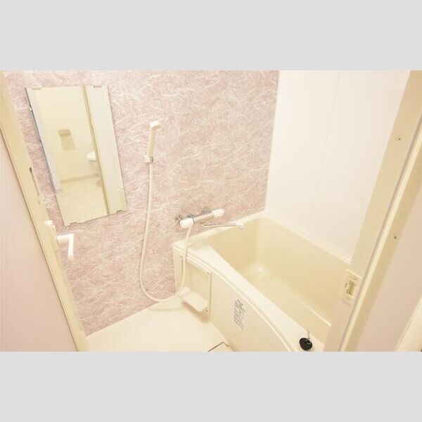 S-RESIDENCE新御徒町West リビング