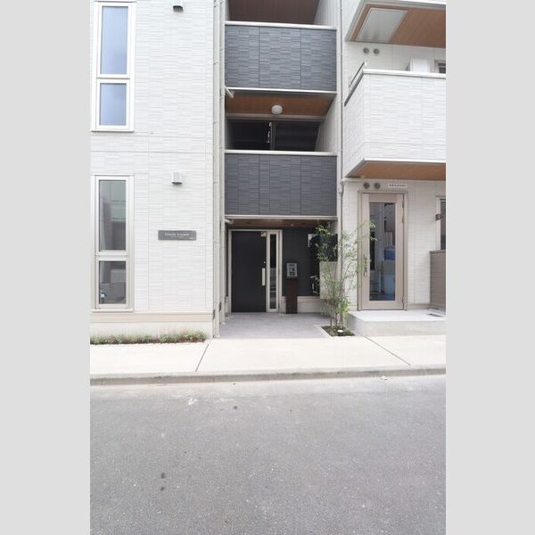 セレスティア小豆沢102号室 エントランス